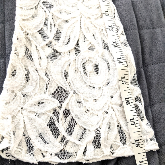 Decorated Originals Women's Blouse - Picture 7 of 7